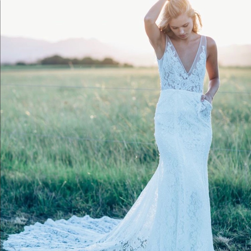 Wedding dress